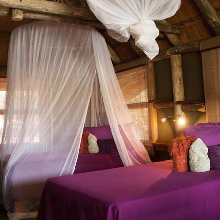 Epupa Falls Lodge الغرفة الصورة